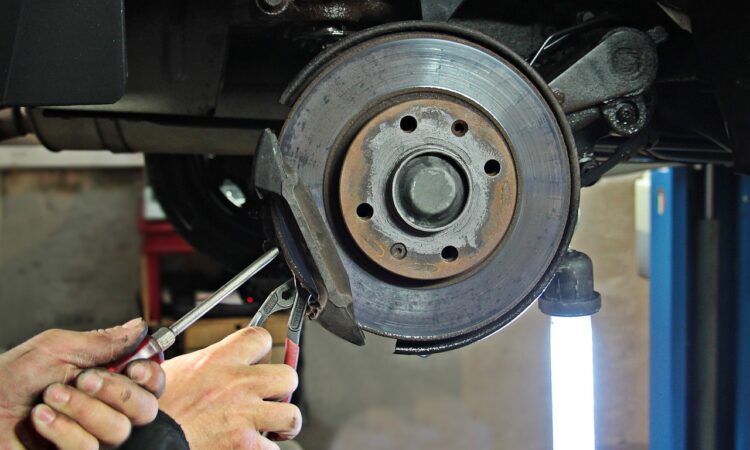 Bremssattel reparieren