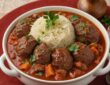 Omas Szegediner Gulasch Rezept: Traditionelle Zubereitung für ein herzhaftes Gericht